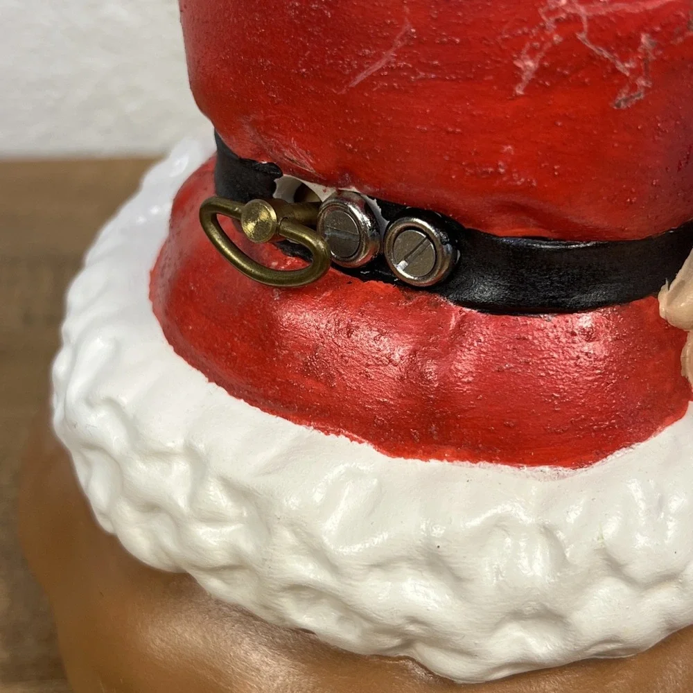 VTG Santa‎ Claus Atlantic Mold Ceramic Sitting on Sack W/ Wind Up Musical Box